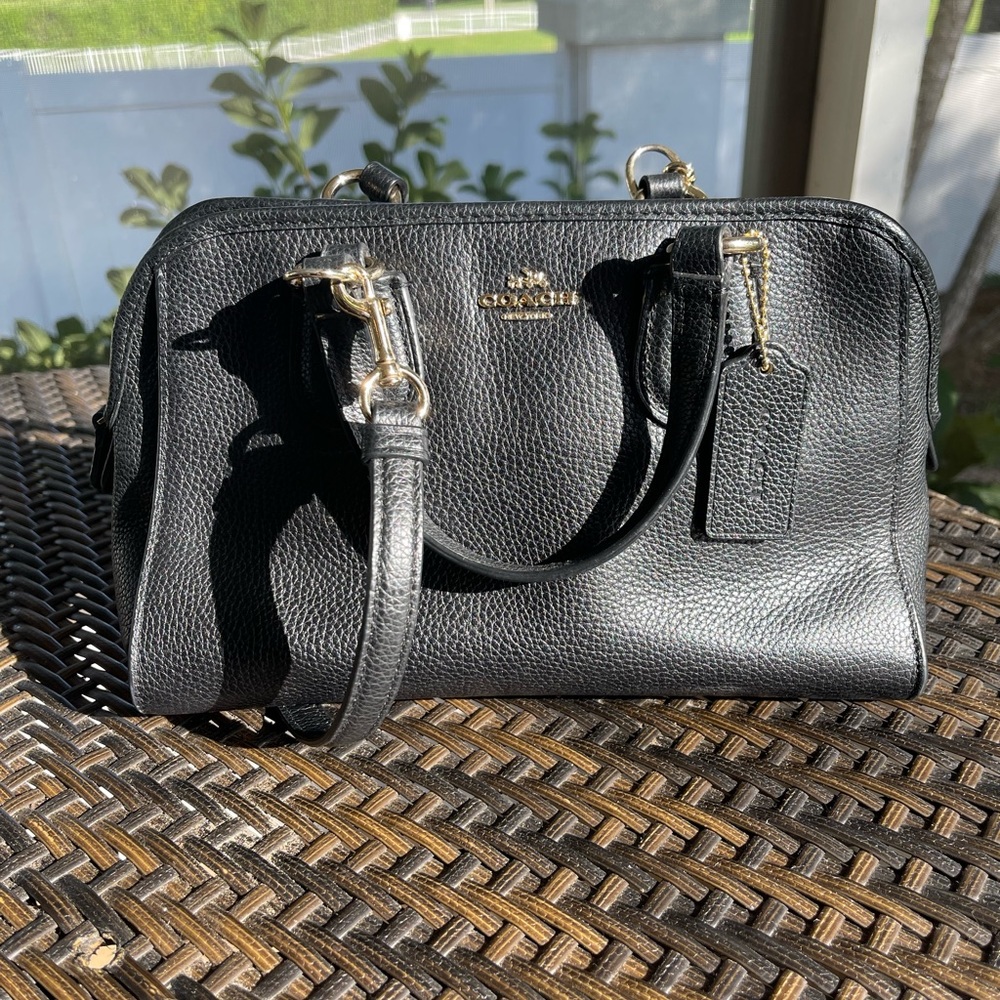 COPY - FINAL PRICE- COACH black purse crossbody purse black with gold. Mini cro…